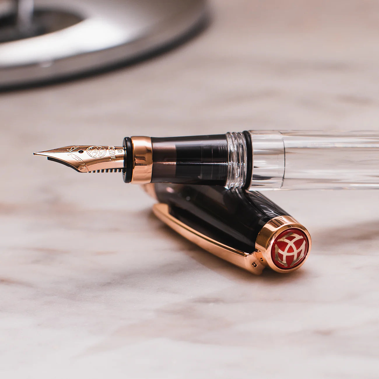 TWSBI - Diamond 580 Rosegold II Fountain Pen Smoke- M