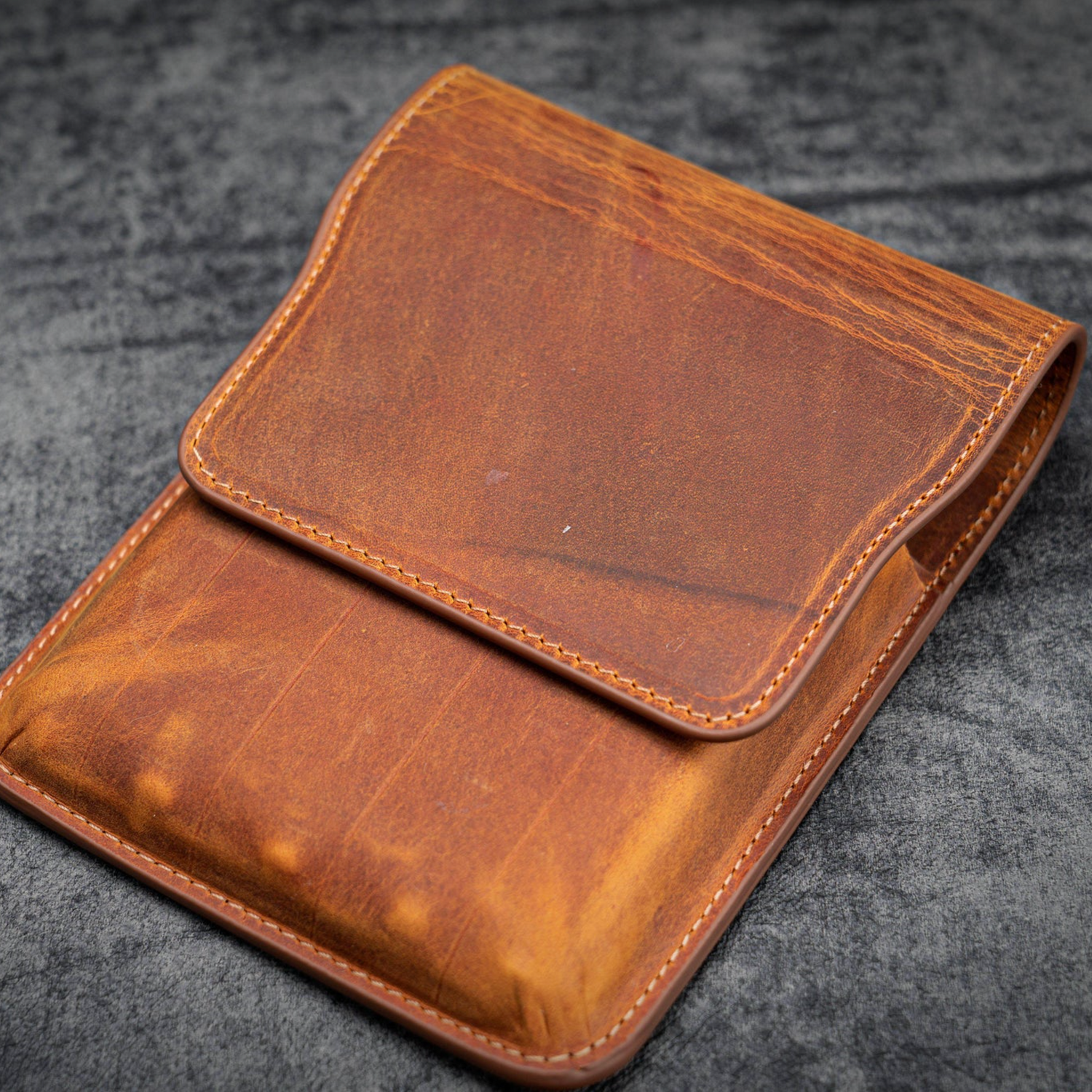 Galen Leather - Flap Pencase for 5 Pens - Crazy Horse Brown