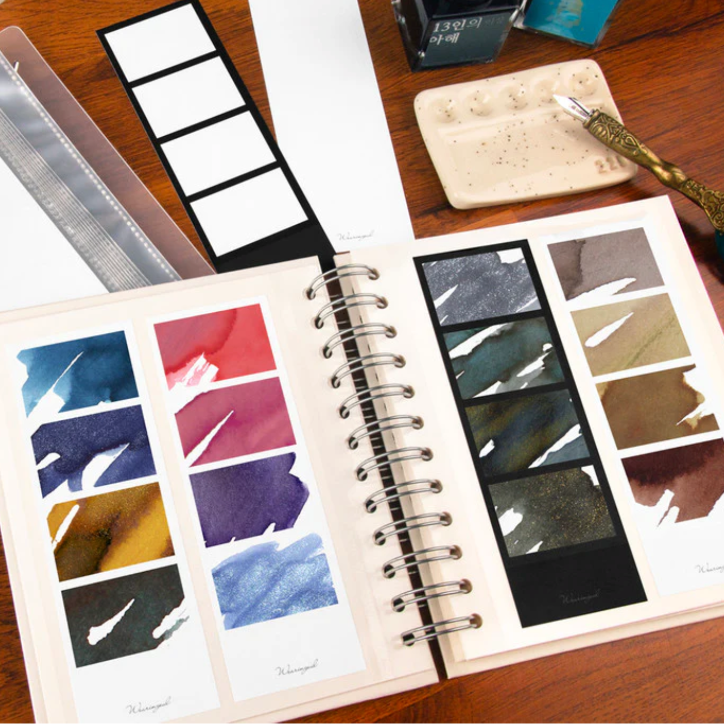 Wearingeul - Four Photos Color Swatch