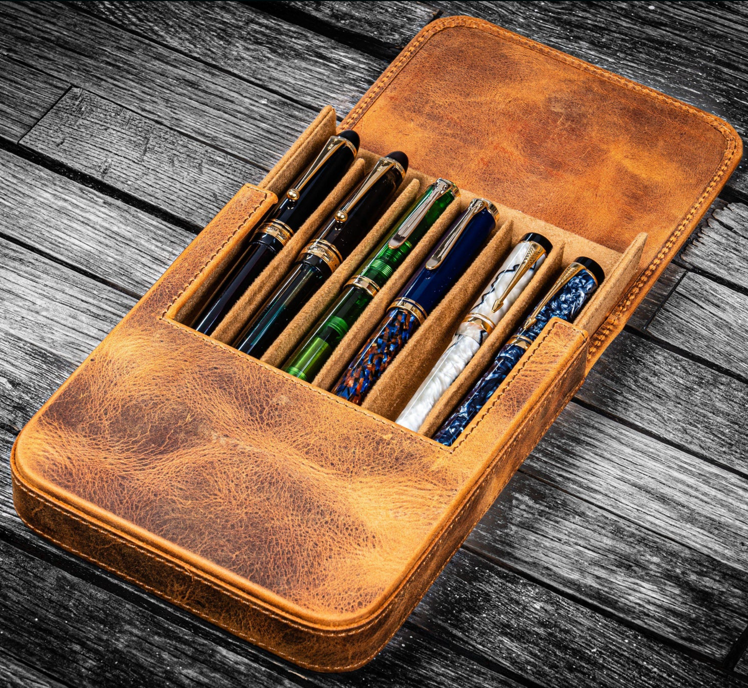 Galen Leather - Leather Magnus Opus 6 Slots Hard Pen Case with Removable Pen Tray - Crazy Horse Brown