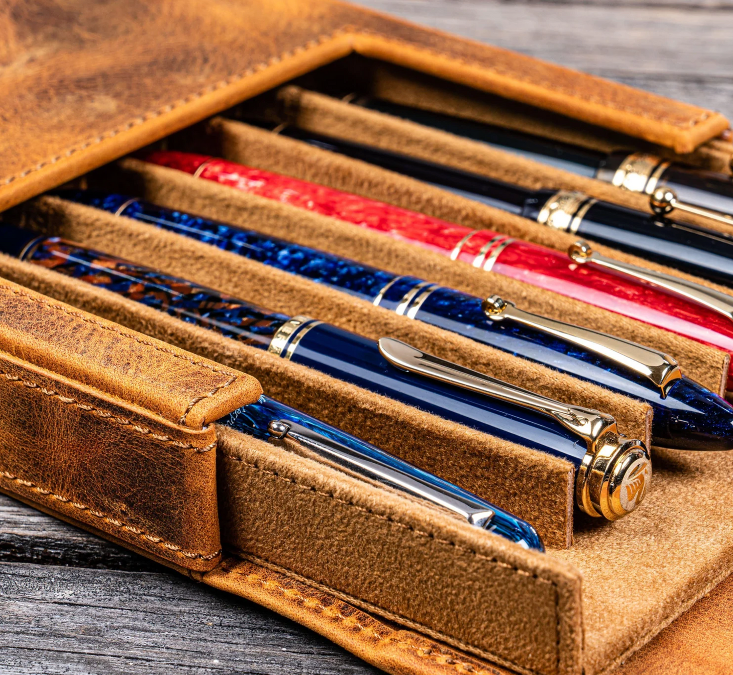 Galen Leather - Leather Magnus Opus 6 Slots Hard Pen Case with Removable Pen Tray - Crazy Horse Brown