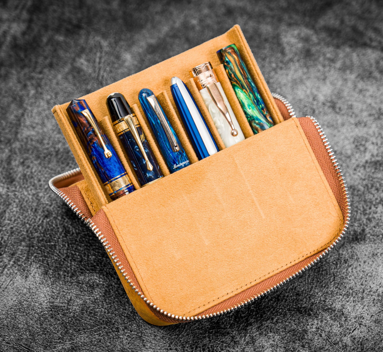 Galen Leather - Leather Zippered Magnus Opus 6 Slots Hard Pen Case with Removable Pen Tray - Crazy Horse Brown