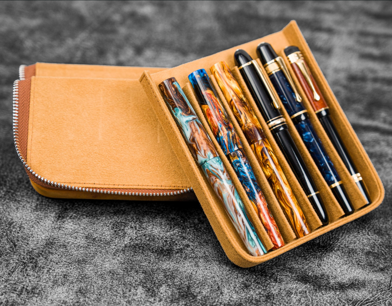 Galen Leather - Leather Zippered Magnus Opus 6 Slots Hard Pen Case with Removable Pen Tray - Crazy Horse Brown