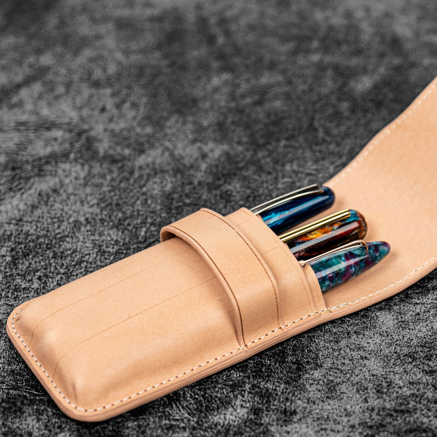 Galen Leather - Flap Pencase for 3 Pens - Undyed Leather