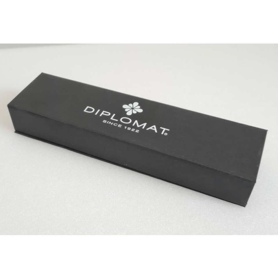 Diplomat - Füllhalter Traveller Dark red - M