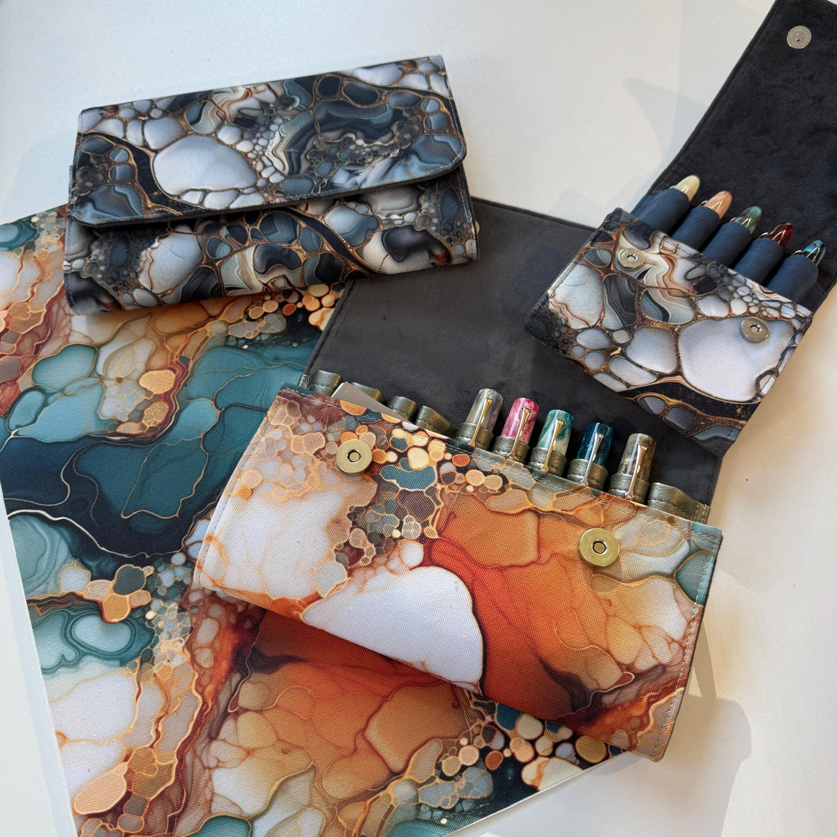 PenNini - Exclusive Pancases - Aquarell grau und Aquarell orange